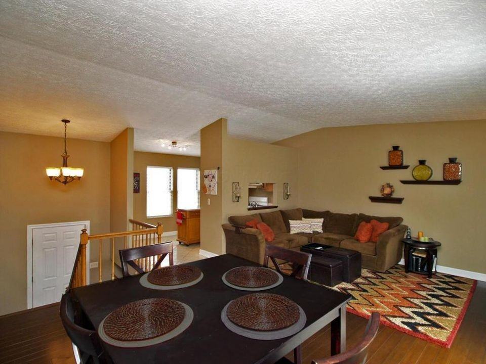 2237 Green Island Dr #NA - Photo 3 of 10