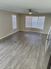 3015 West 52nd Street - Photo 3 of 15