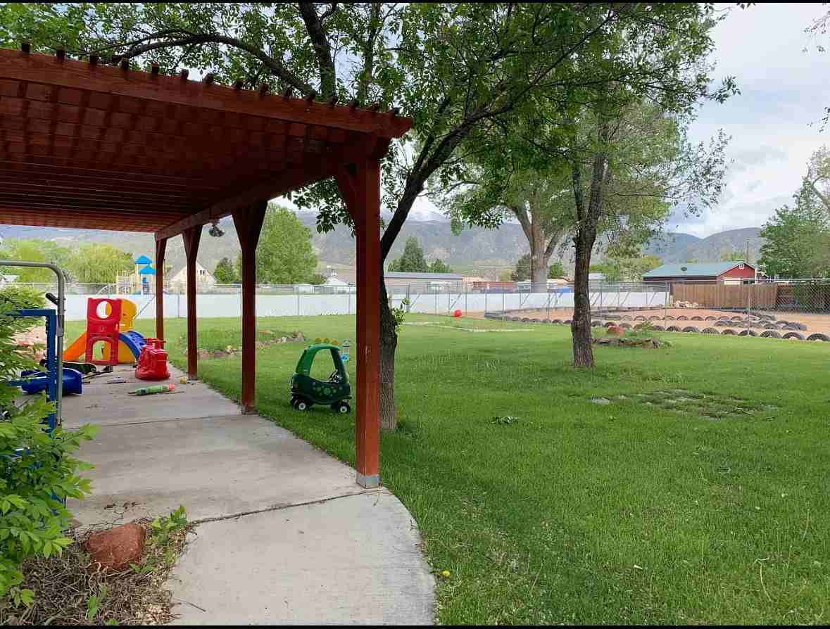 213 Sheltie Lane - Photo 2 of 8