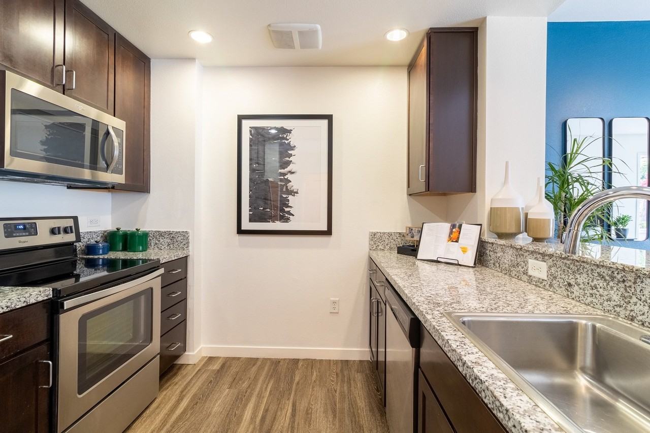 Strata at Mission Bay Apartments - Photo 6 of 48