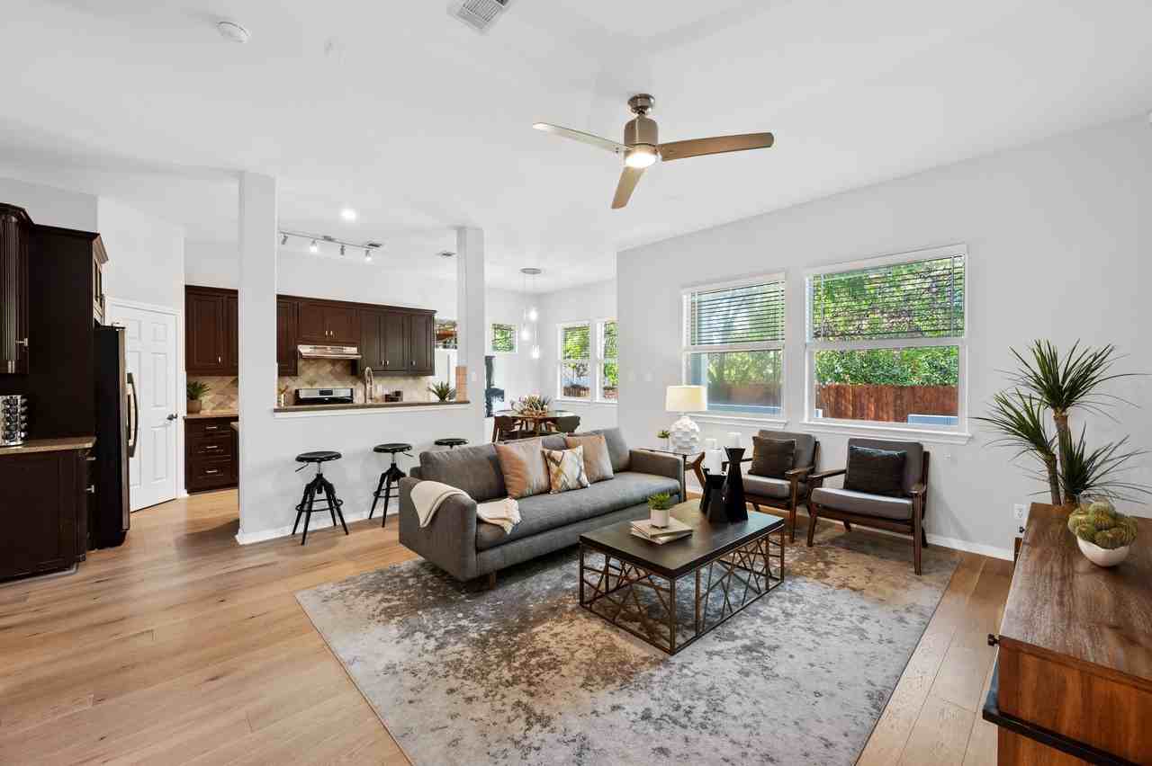 1009 Taulbee Ln #G - Photo 3 of 41