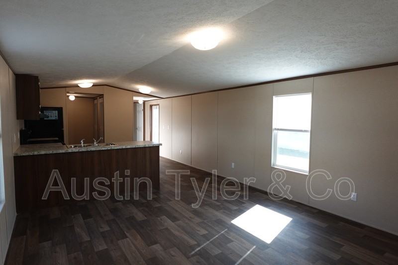 2422 Country Pines Ln - Photo 3 of 15