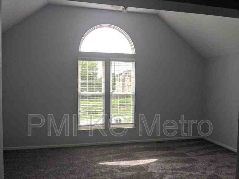16008 E T C Lea Rd #B - Photo 2 of 21