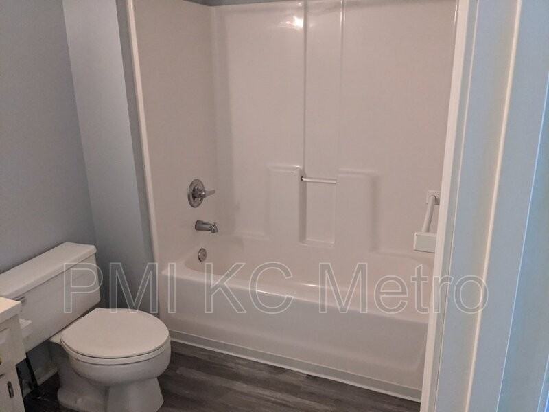 16008 E T C Lea Rd #B - Photo 3 of 21