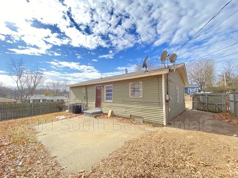 4238 Wanatah St - Photo 7 of 7