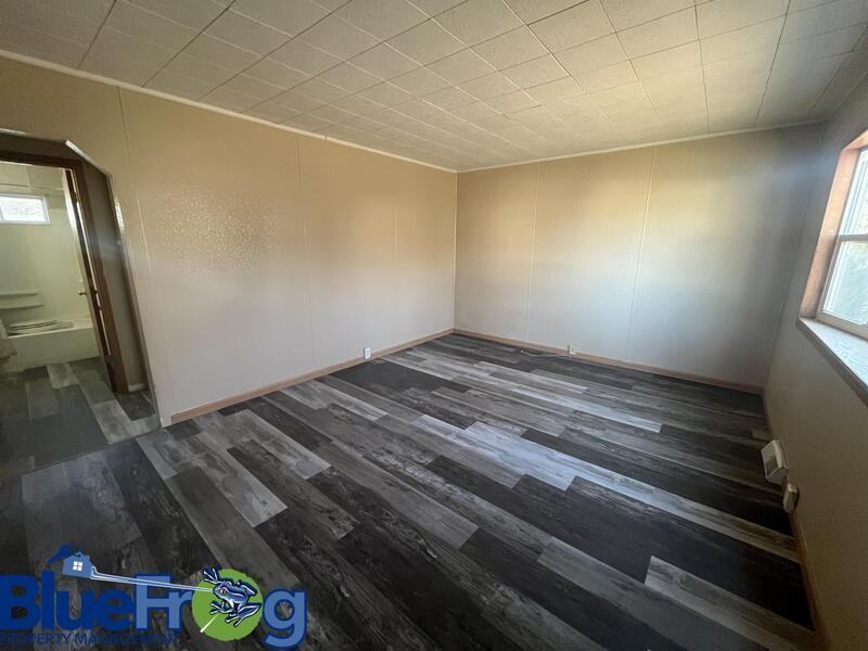 1131 S Greenwood Ave - Photo 6 of 16