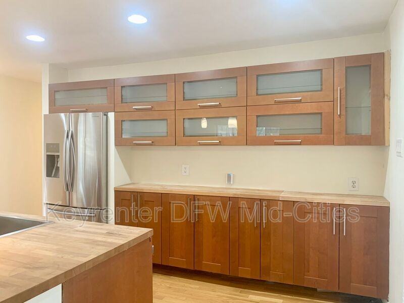 501 Nottingham Dr - Photo 6 of 27