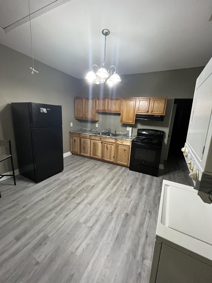 2602 Annette Street - Photo 2 of 12