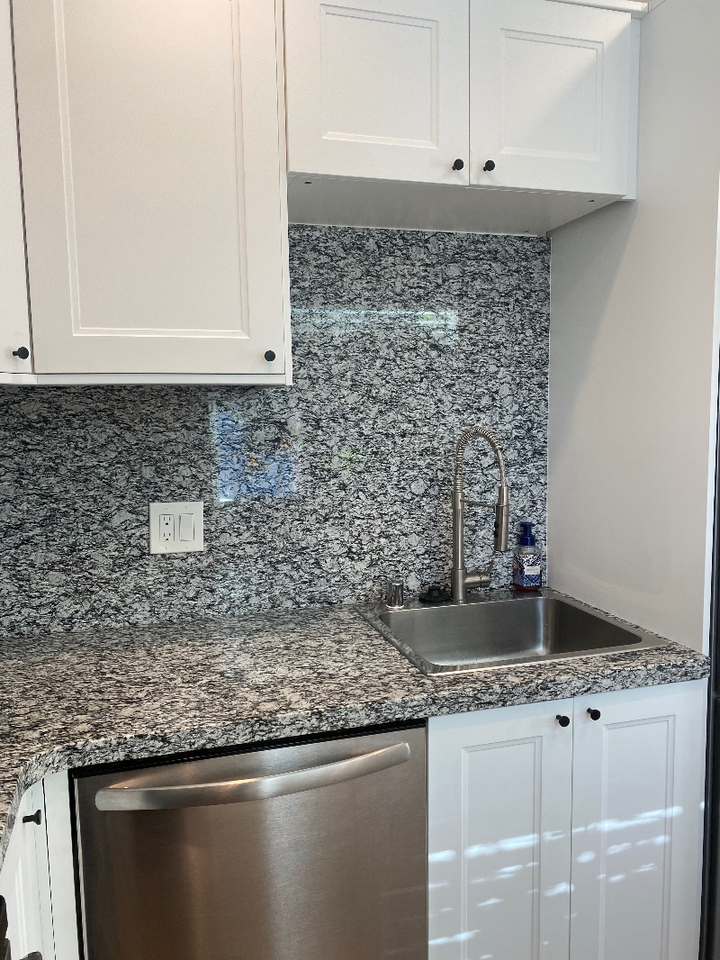 9020 Hillside Street - Photo 3 of 20