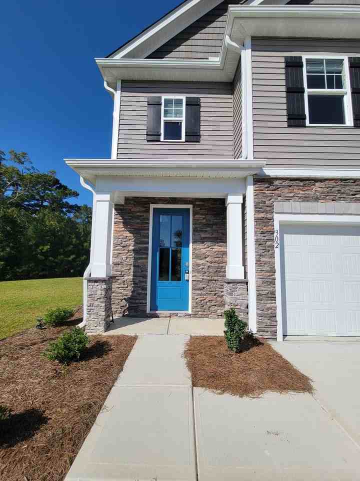 302 Red Cedar Drive - Photo 2 of 18