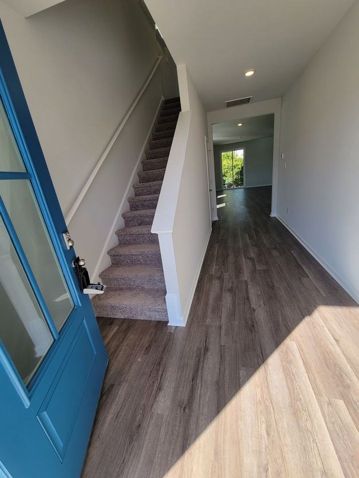 302 Red Cedar Drive - Photo 3 of 18