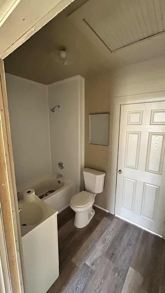 2742 Hollywood St #1 - Photo 5 of 5