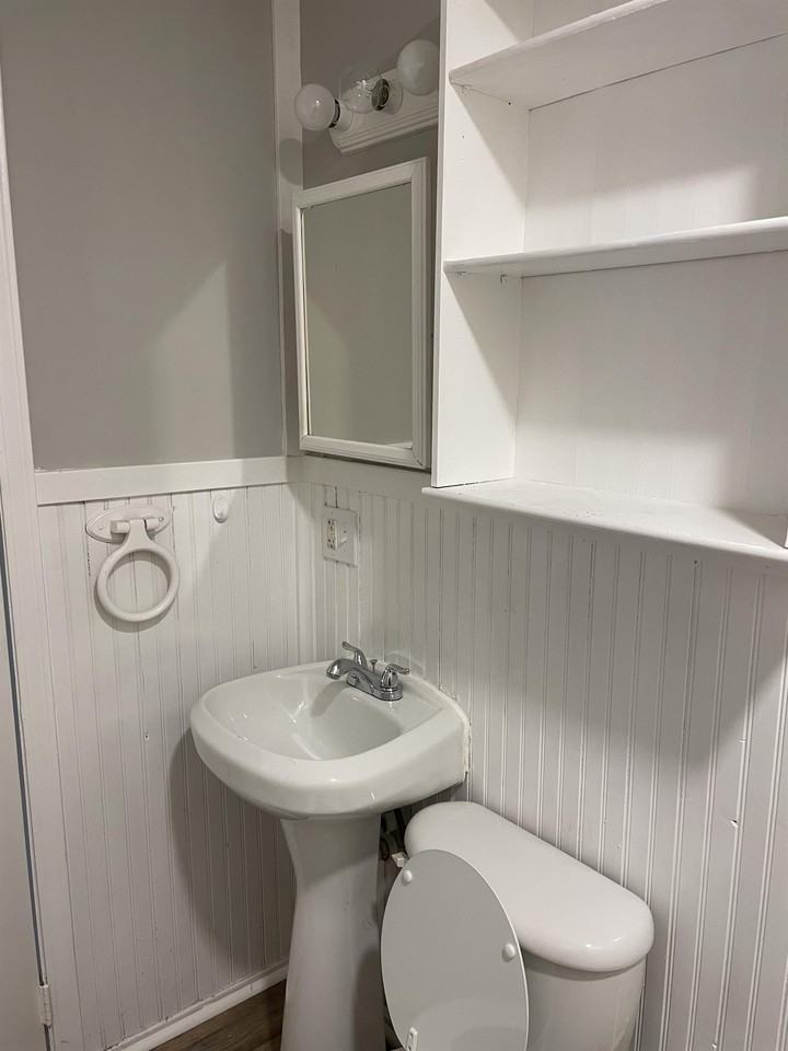 11408 E 59th St #1 - Photo 5 of 11