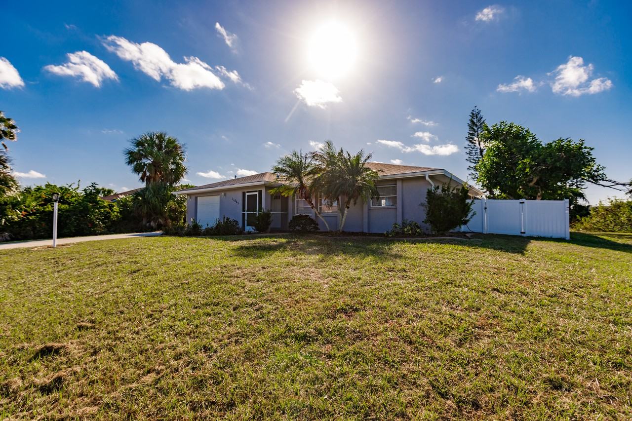 11065 Waterford Ave #1 - Photo 6 of 36