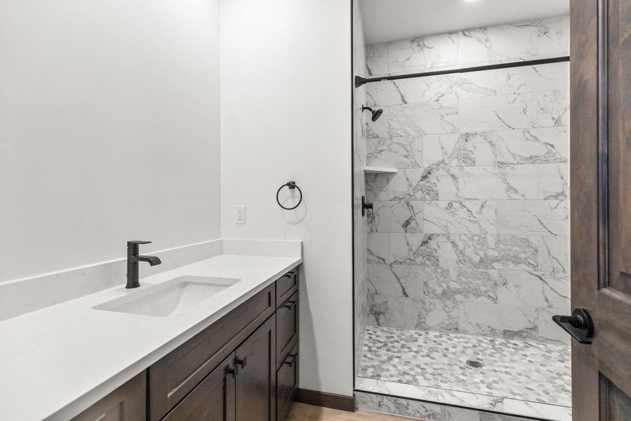 1540 Trumble Creek Rd #1 - Photo 5 of 9