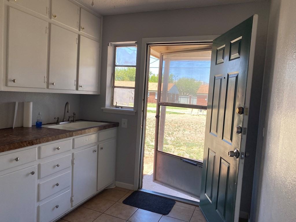 3214 W Kansas Ave #A - Photo 6 of 12