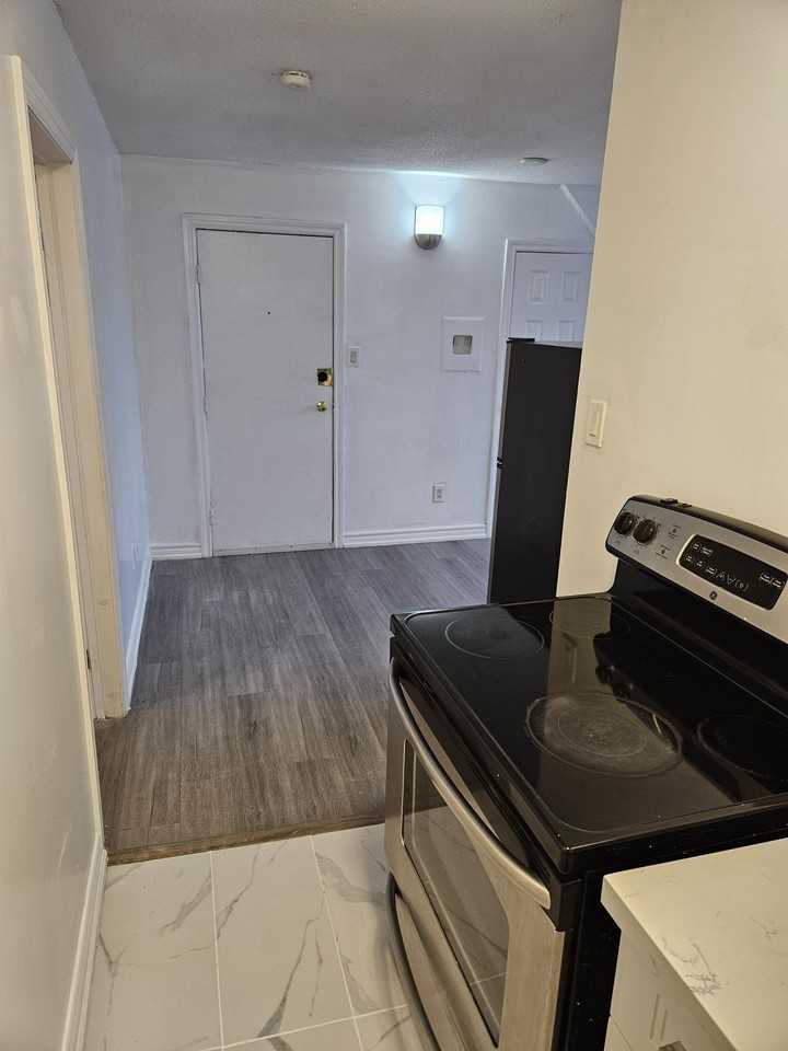 145 East Avenue North #5 - Photo 7 of 27