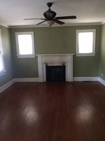 902 W 2nd Ave #15097441 - Photo 2 of 11