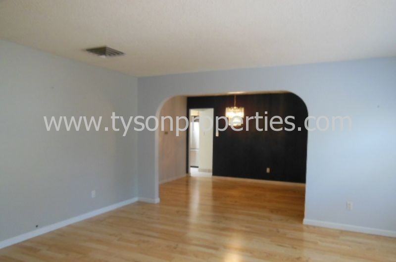 9615 Admiral Dewey Ave NE - Photo 3 of 14