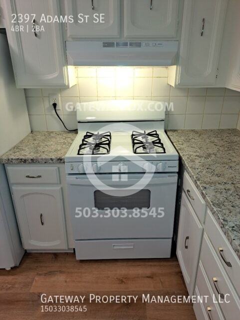 2397 Adams St Se - Photo 7 of 28