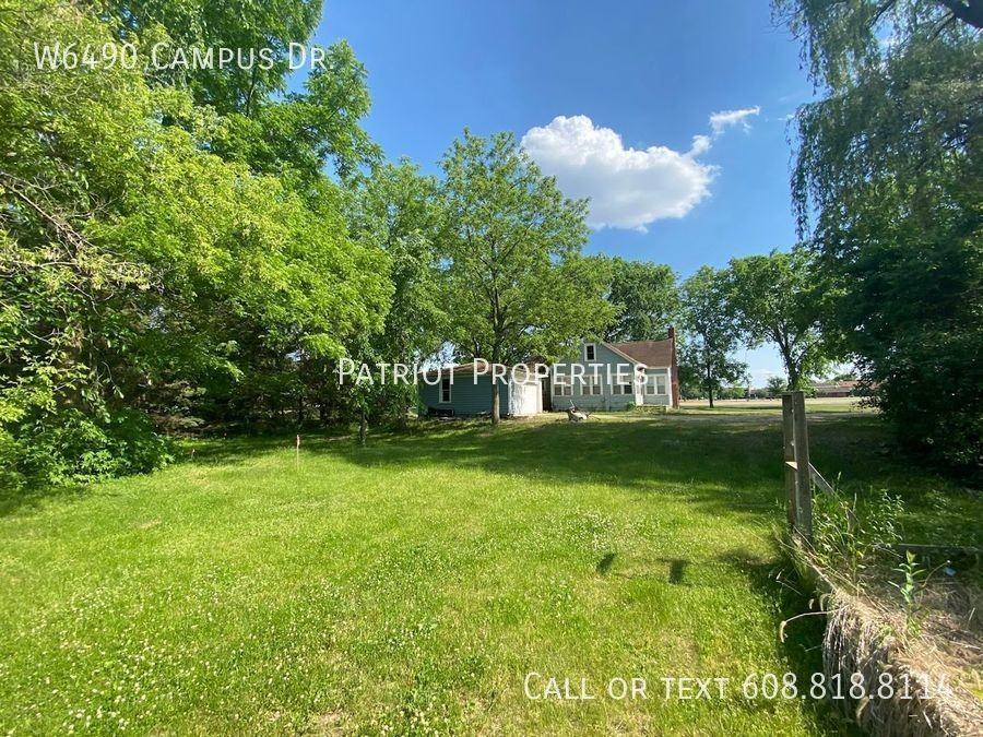 W6490 Campus Dr - Photo 2 of 15