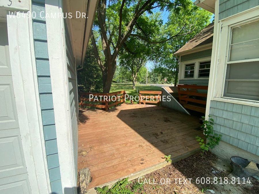 W6490 Campus Dr - Photo 3 of 15