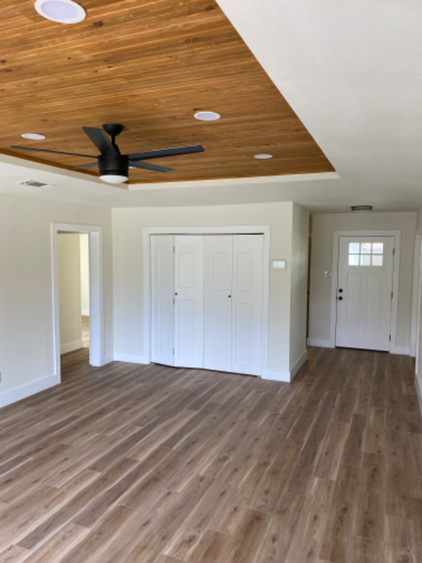 100 Country Club Dr - Photo 3 of 18