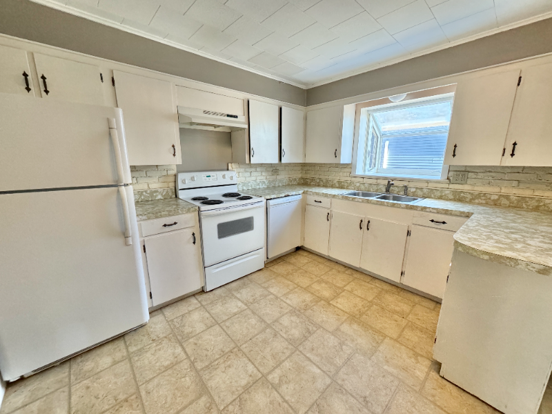 26 Broadway - Photo 3 of 23