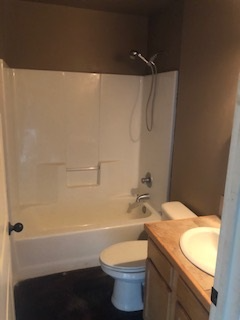 1202 W Washington St #B - Photo 7 of 8