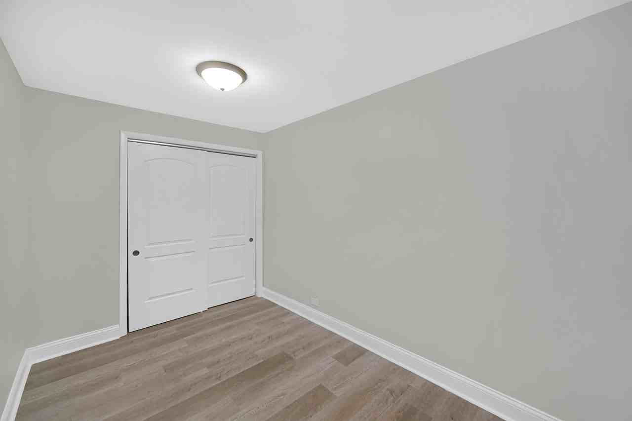 215 East Street - 3 #3 - Photo 5 of 13