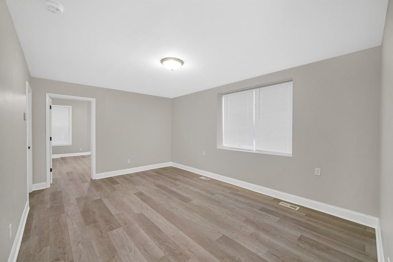 215 East Street - 9 #9 - Photo 5 of 12