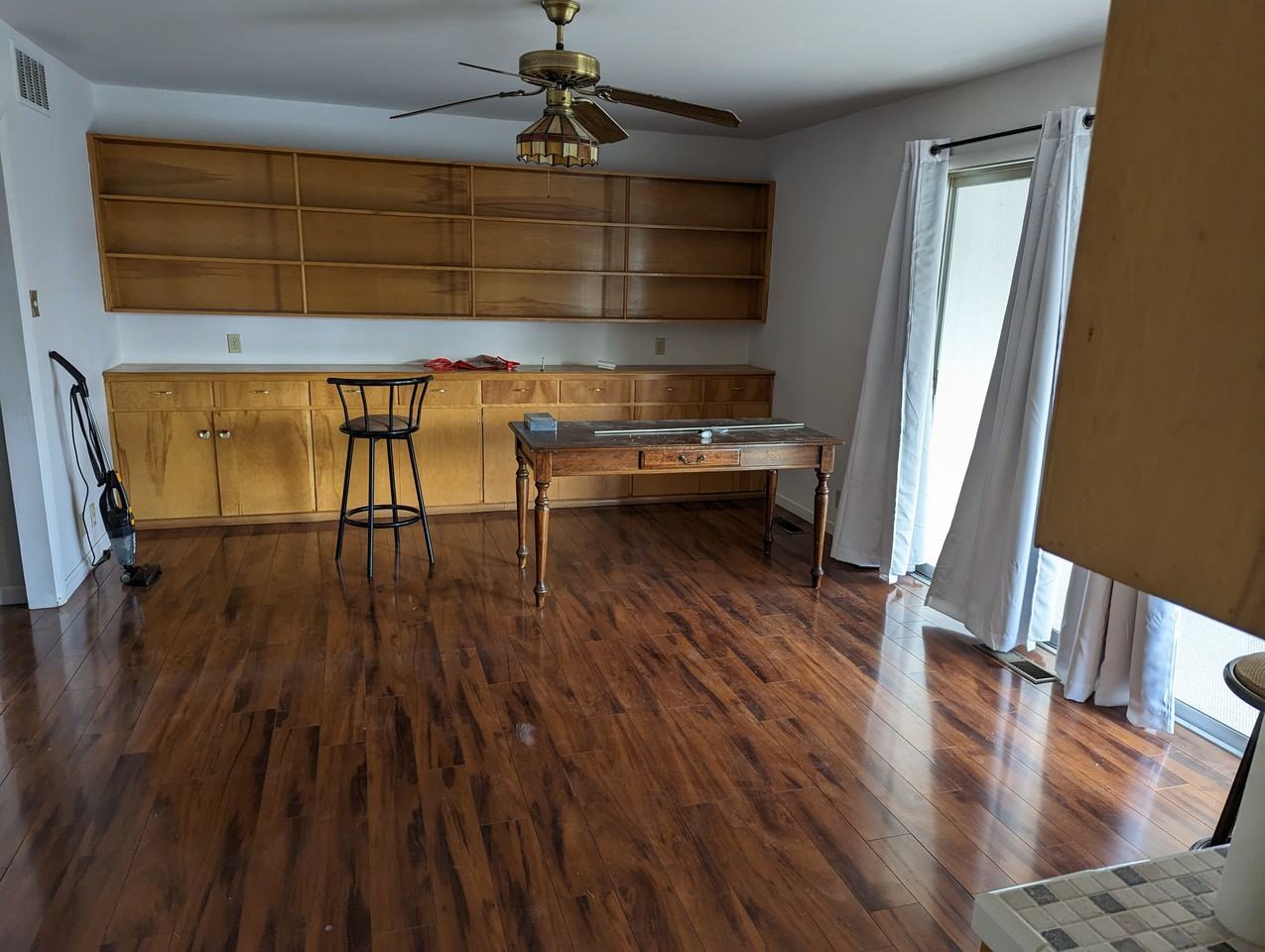 816 Leroy Pl #NA - Photo 3 of 6