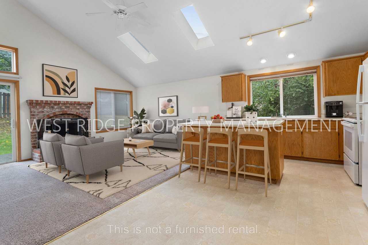 12759 Sw Morning Hill Ct #1 - Photo 4 of 22