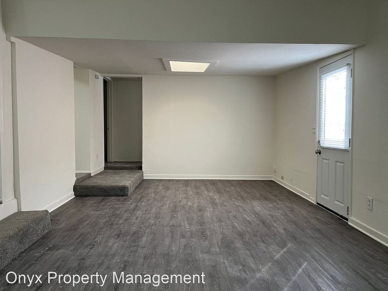 644-48 Nautilus St - Photo 3 of 10