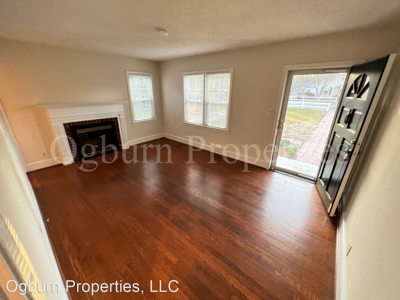 2209 S Broad St - Photo 2 of 11