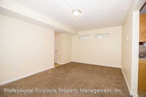 1416/1418 Westwood Dr - Photo 3 of 11