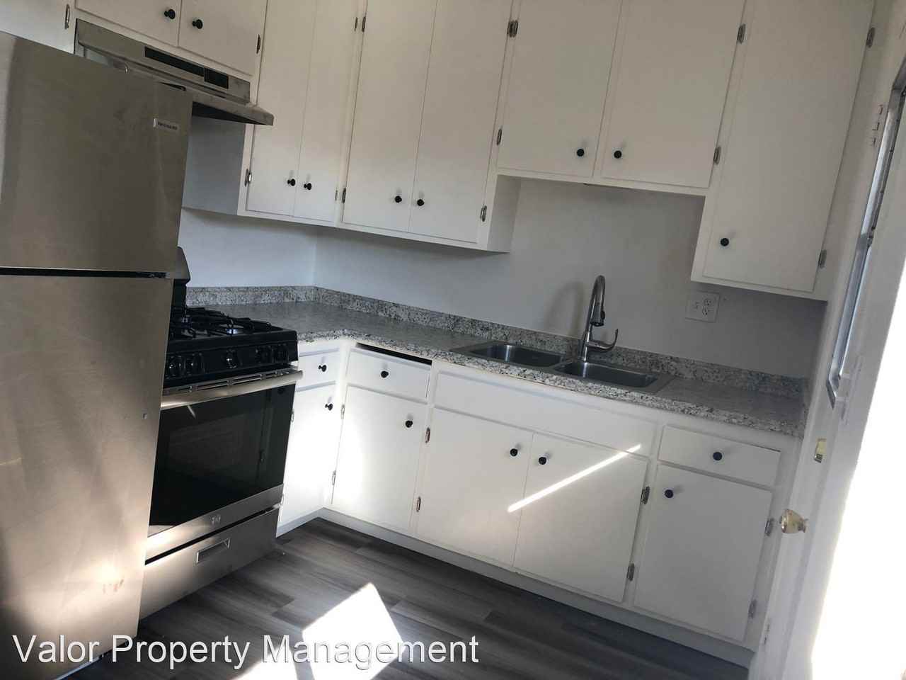 441-449 Claydelle Ave - Photo 2 of 10