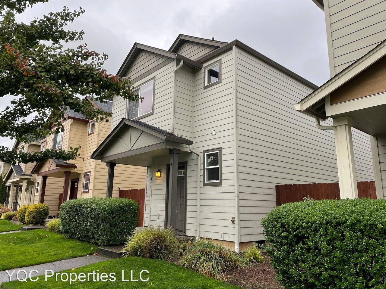 2653 Ne 87th Ave - Photo 3 of 50