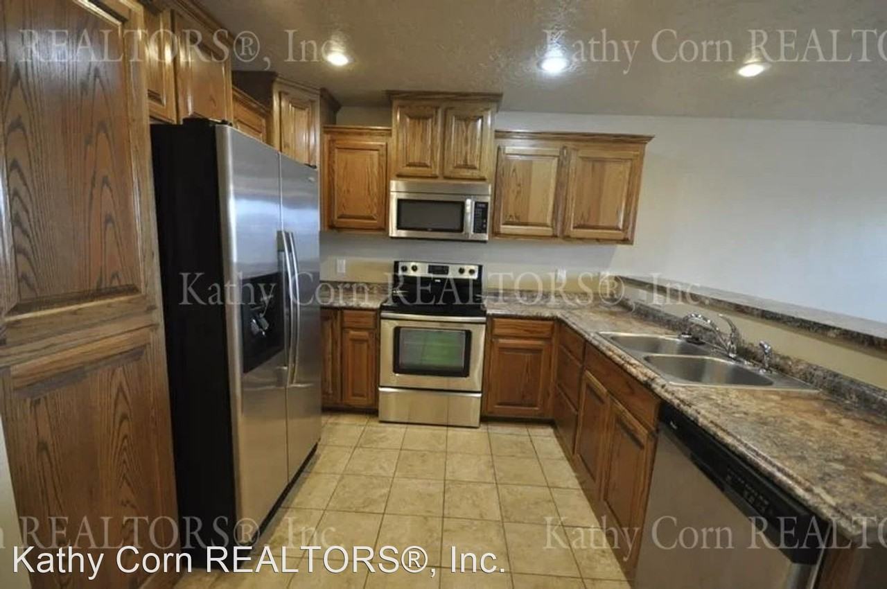 117 Gayland A & B - Photo 3 of 18