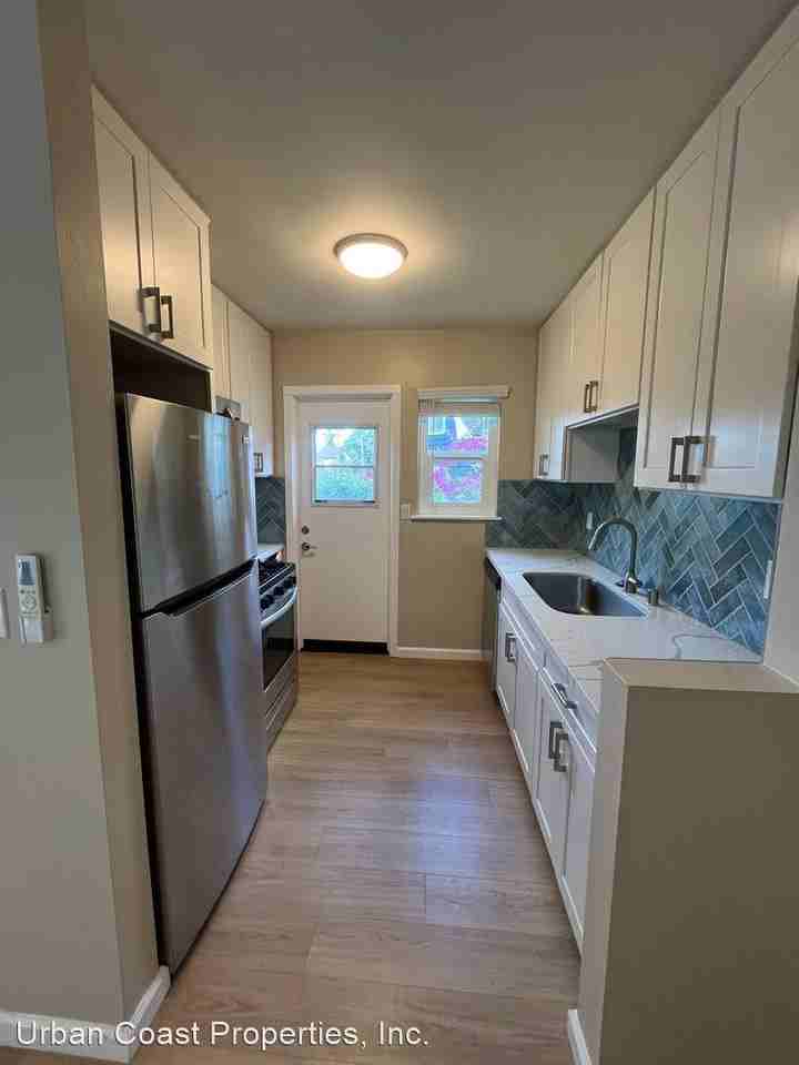 1411-1421.5 Tyler Avenue - Photo 2 of 28