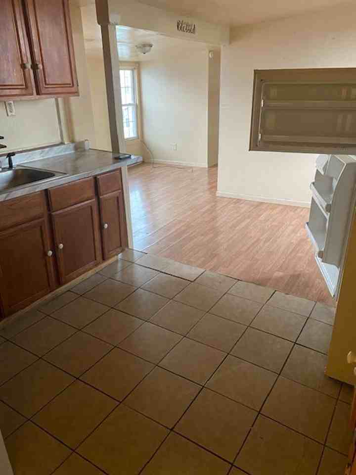 267 N FRONT ST - Photo 2 of 10