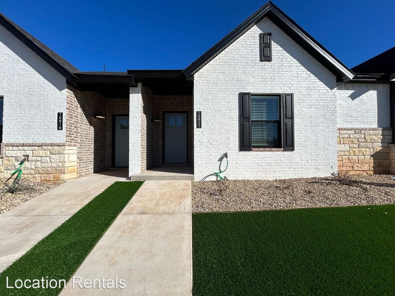 10921 Abbeville Ave - Photo 2 of 11