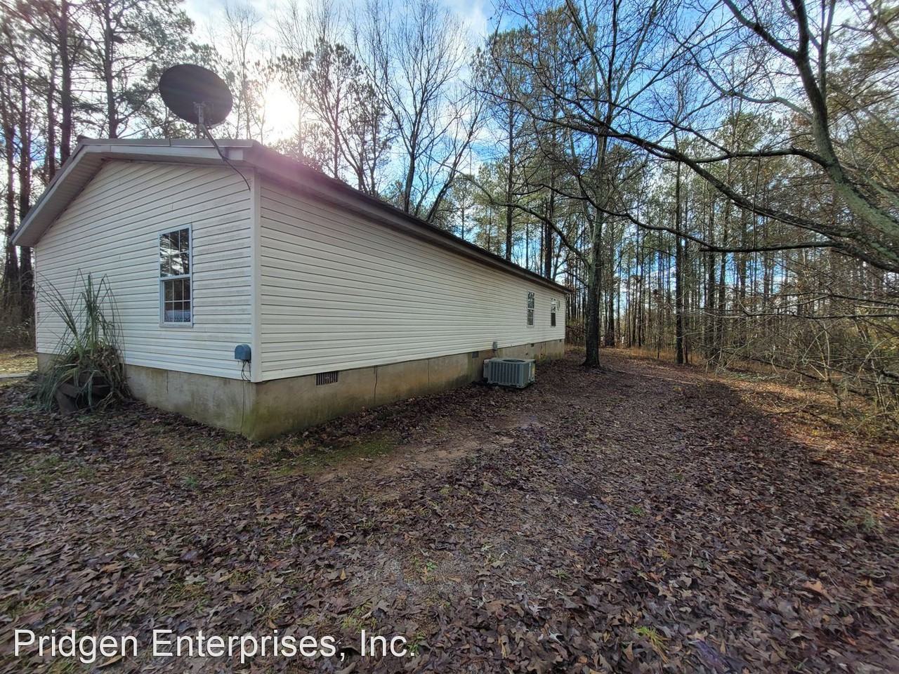 150 Eugene Hardman Rd - Photo 2 of 12