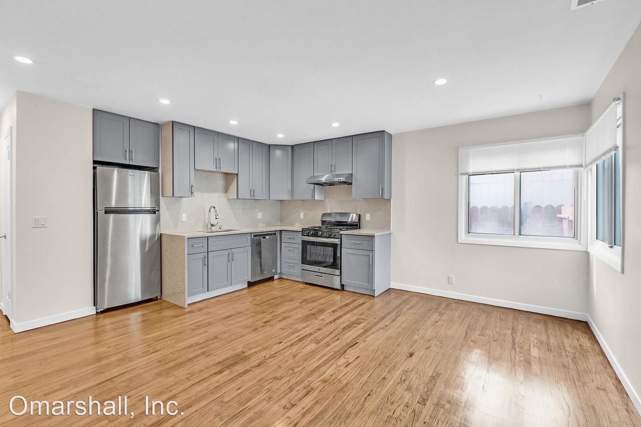 207 Forest Ln - Photo 3 of 24