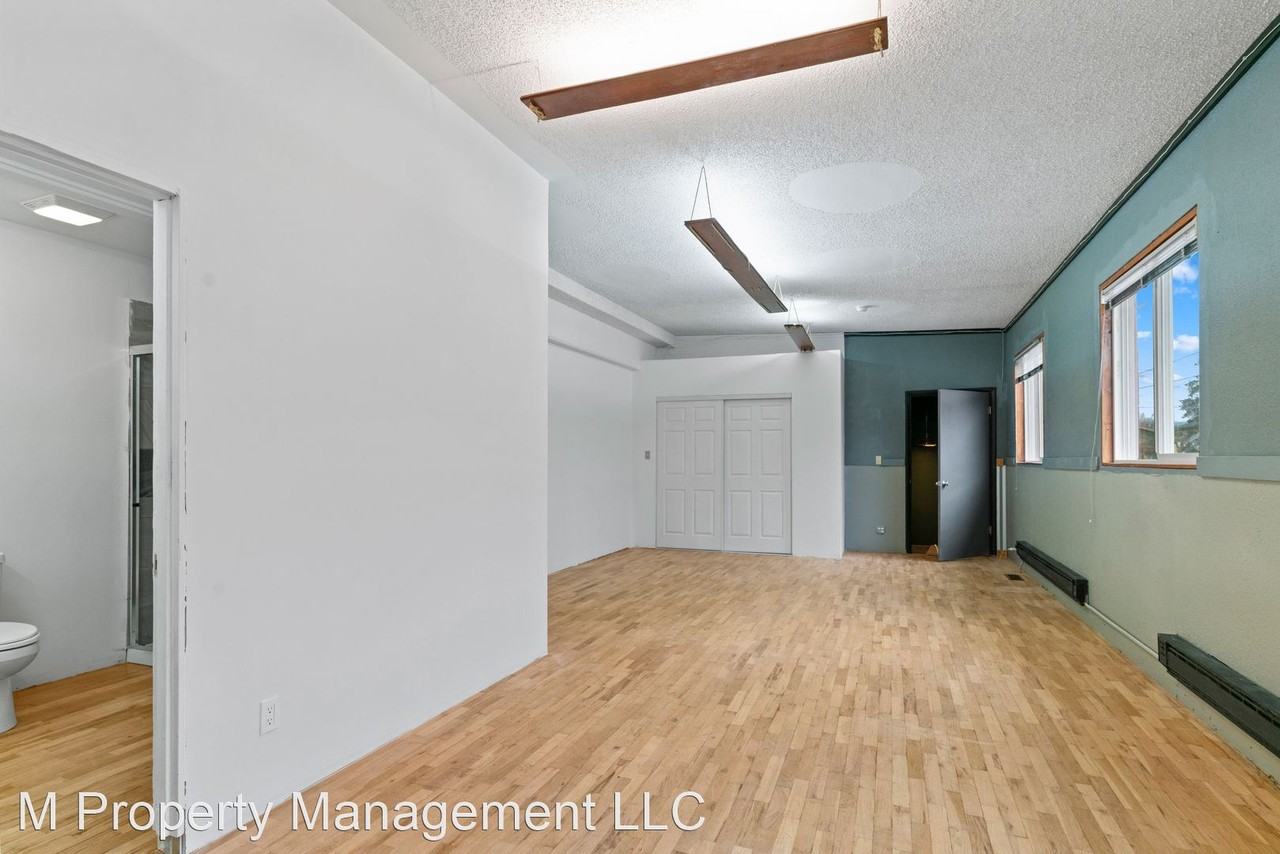 206 Vine St - Photo 2 of 25