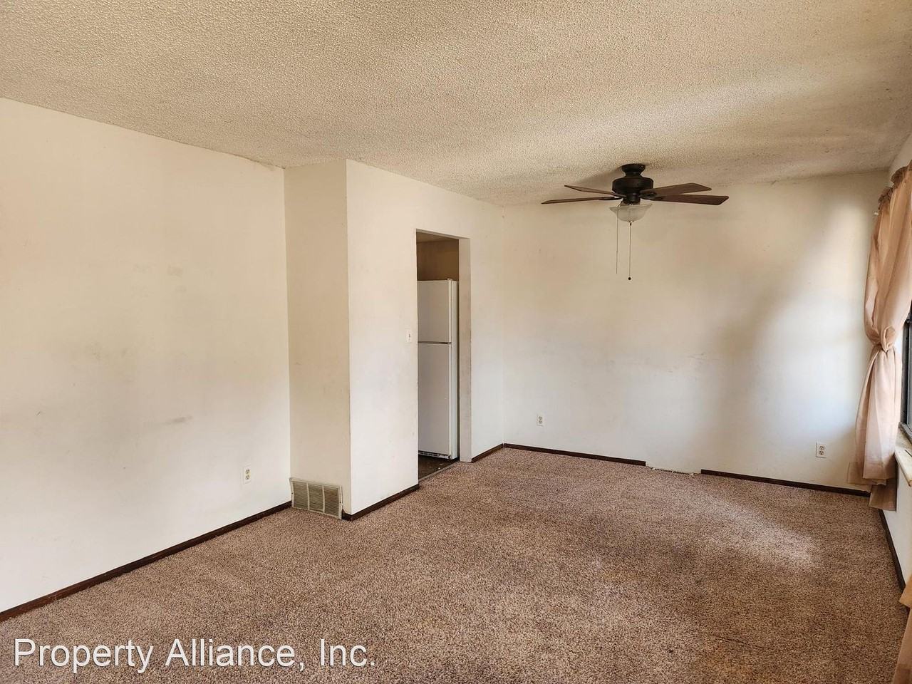 6470 Newcombe Ct - Photo 2 of 14