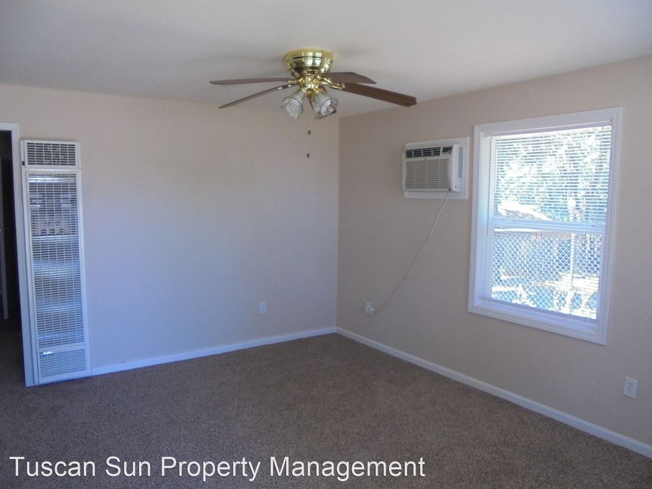 1904 Los Flores St - Photo 3 of 25