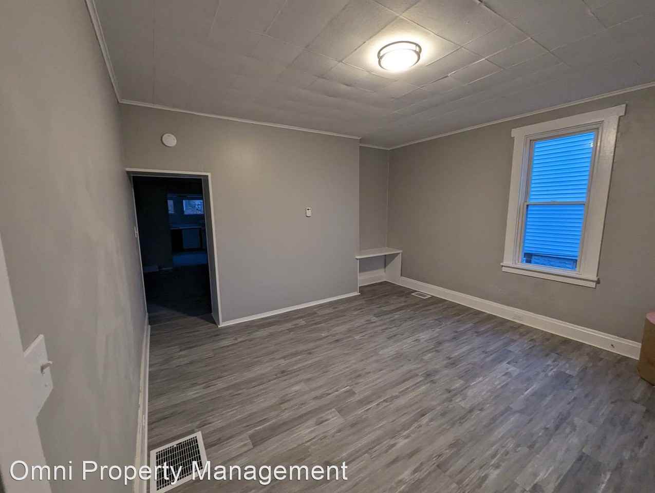 252 Campbell St - Photo 2 of 13
