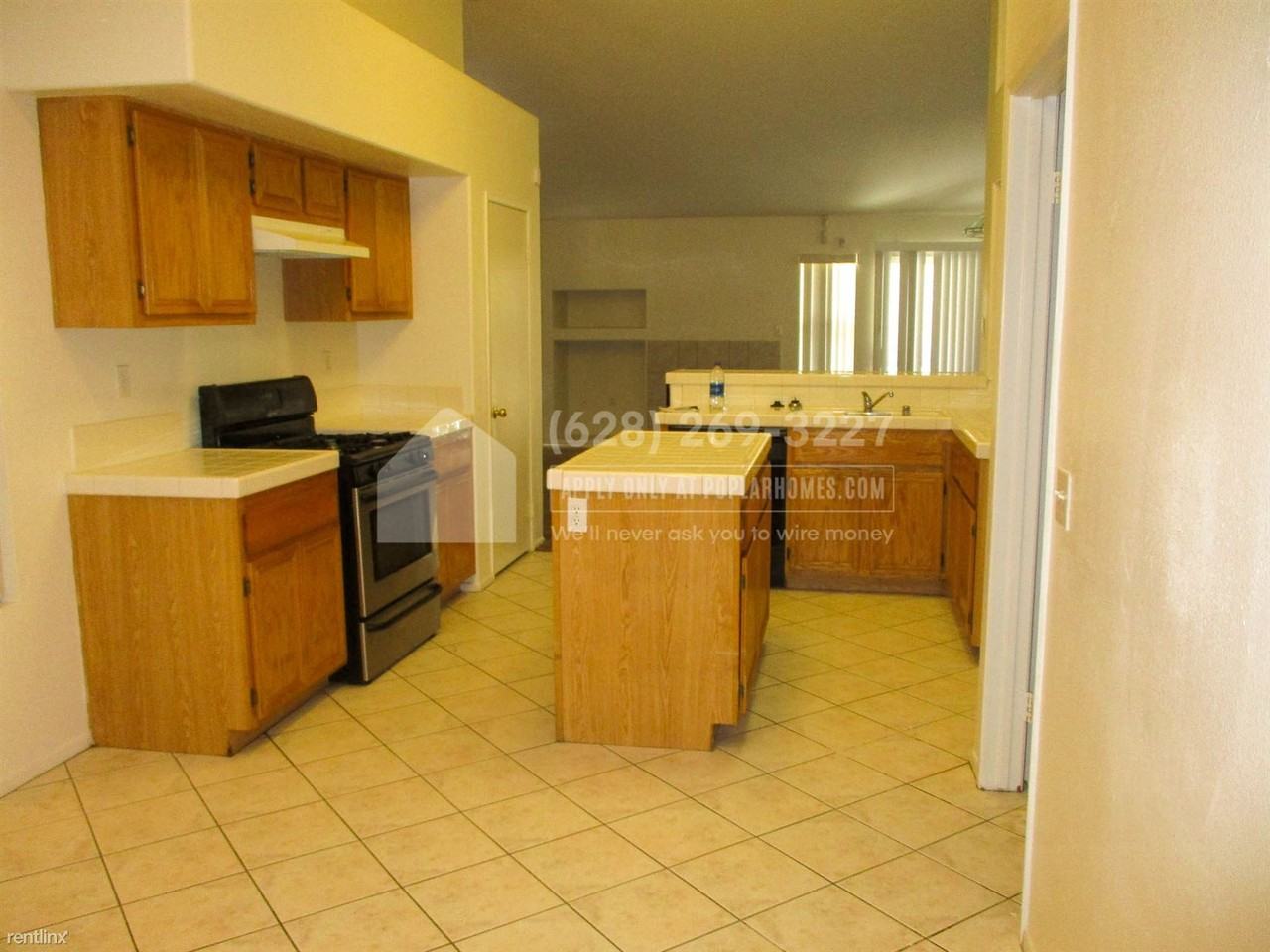 31249 Van Eyck Ct - Photo 3 of 14