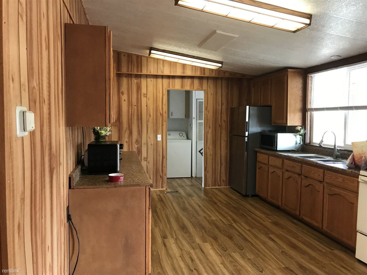 27625 Smith Rd - Photo 3 of 8